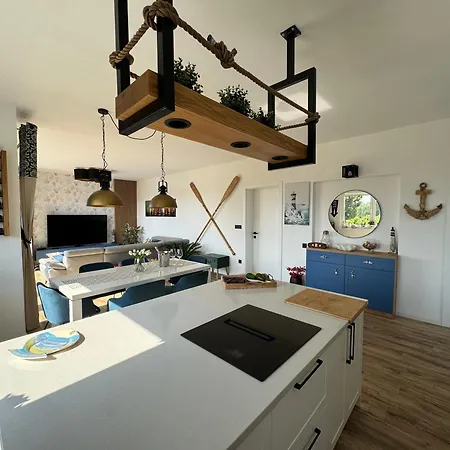 Apartment Paradiso