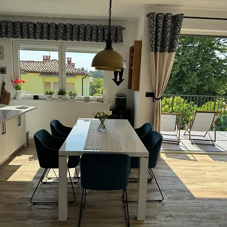 Apartment Paradiso
